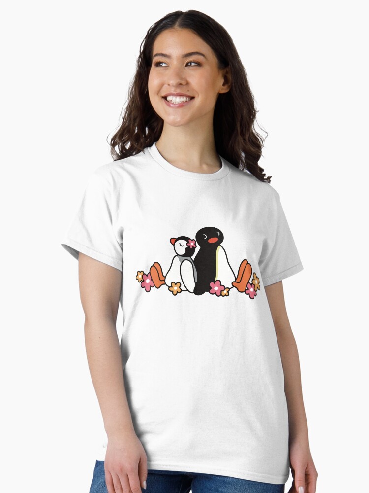 Imagen 2 de 7, Camiseta clásica con la obra Amor de pingu, diseñada y vendida por CheylaDesigns.