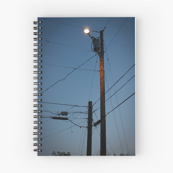 Artikelvorschau, Strommast in der Abenddämmerung entworfen und verkauft von sobrlquet.
