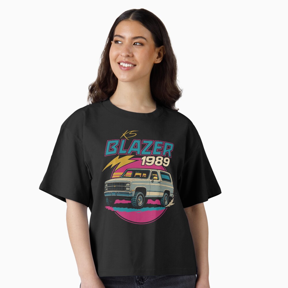 1989 K5 Blazer Retro Art – Vintage SUV Off-Road Classic with Neon Sunset Aesthetic Classic T-Shirt
