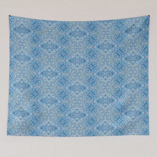 Artikelvorschau, Blaue Dreieckblumen entworfen und verkauft von Tinabedesigns.