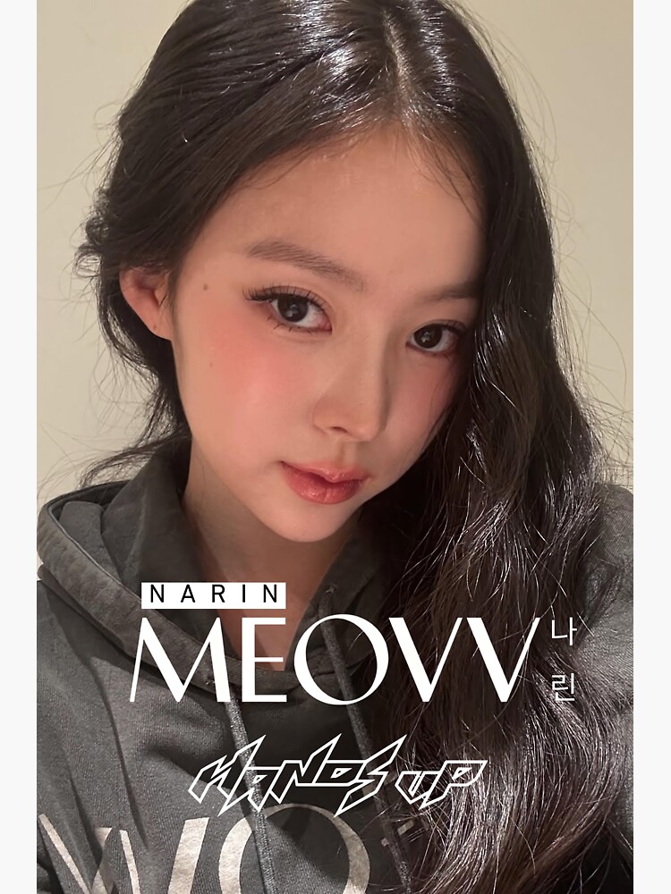 MEOVV Narin Hands Up Merch | Exclusive Fan Collection