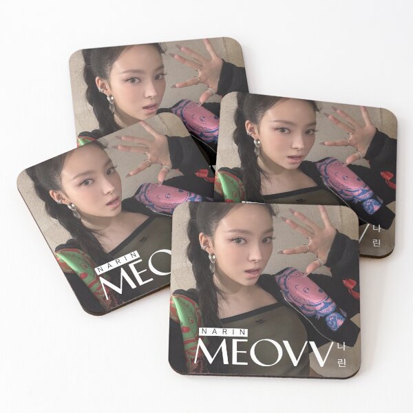 Artikelvorschau, MEOVV Narin Hands Up Merch | Exklusive Fan-Kollektion entworfen und verkauft von Valereekmerch.