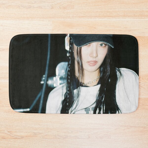 Item preview, MEOVV Gawon Hands Up Merch | Exclusive Fan Collection designed and sold by Valereekmerch.