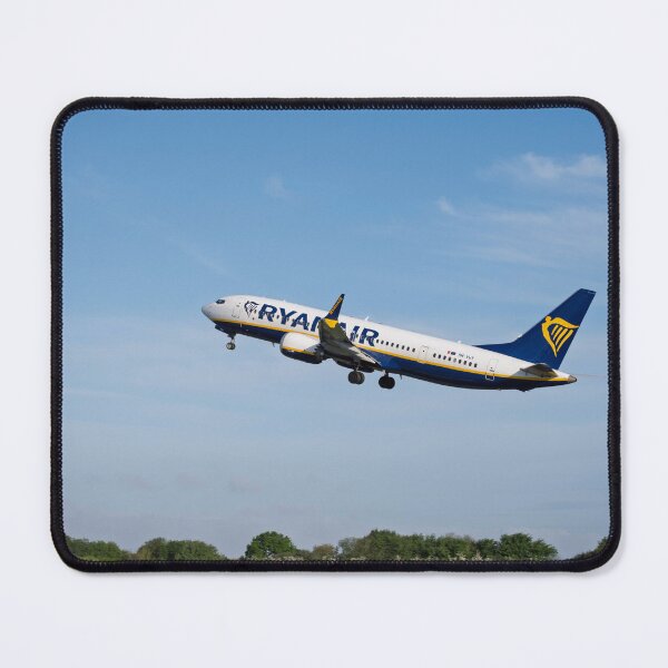 Aperçu de l'œuvre Ryanair Boeing 737 9H-VUY MAN à destination de la CIA créée et vendue par Skyframe Aviation.