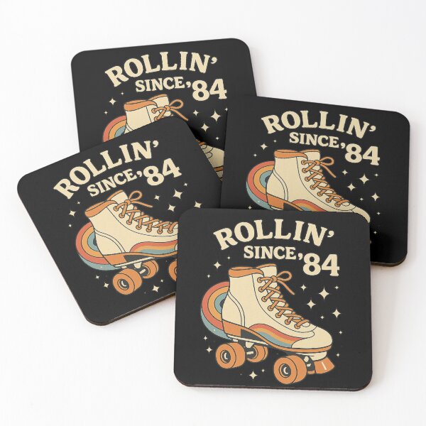 Aperçu de l'œuvre T-shirt rétro roller skate – « Rollin' Since '84 » esthétique vintage des années 80 créée et vendue par KINDRO.