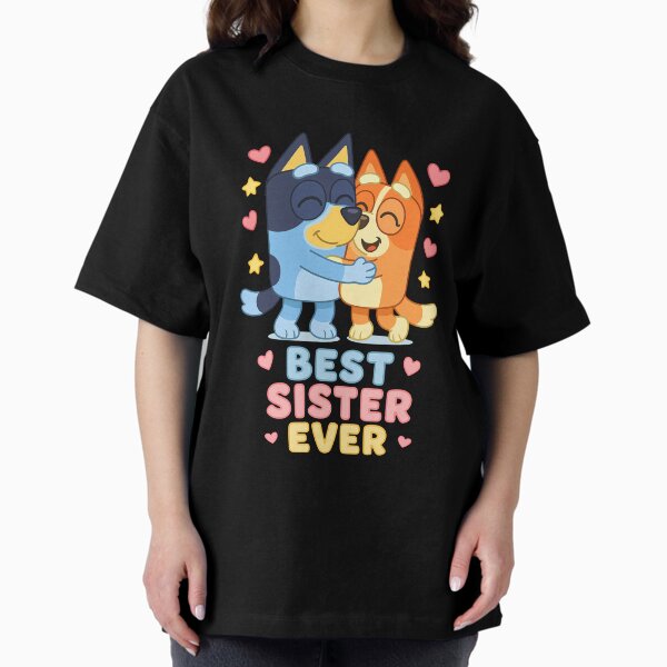 Artikel-Vorschau von Beste Schwester aller Zeiten – Bluey & Bingo Hug, designt und verkauft von munchsstore.