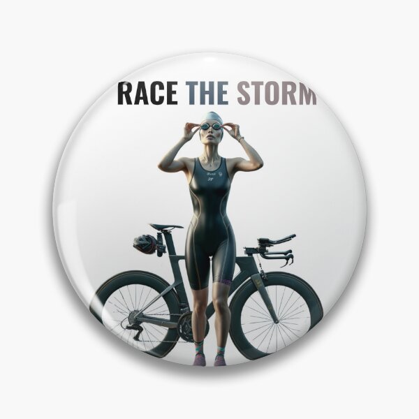 Artikelvorschau, „RACE THE STORM“ – Denn wahre Stärke entsteht im Chaos. entworfen und verkauft von Triathlongram.