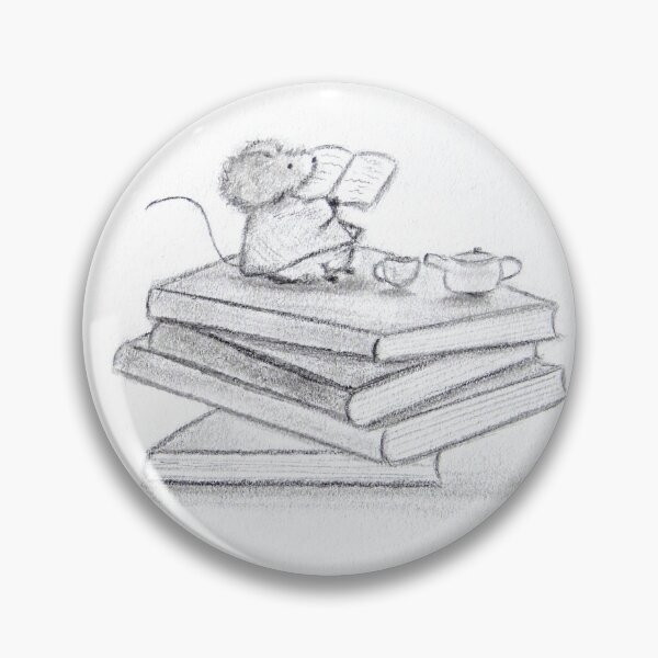 Aperçu de l'œuvre Souris lisant sur une pile de livres | Amoureux des livres | Art douillet créée et vendue par AngelaMarieArt.