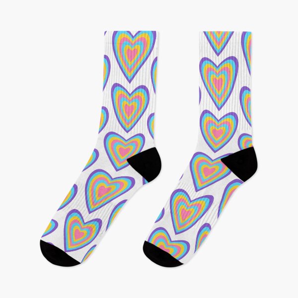 Artikelvorschau, Groovy Regenbogenherz - Retro-Liebesmuster entworfen und verkauft von kornerupine.