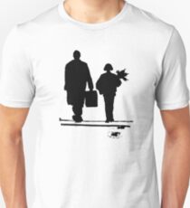 Leon the Professional Unisex T-Shirt
