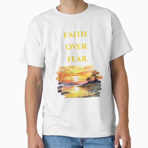 Artikel-Vorschau von Glaube über Angst – Christliches inspirierendes T-Shirt, designt und verkauft von ClearSkyThreadz.