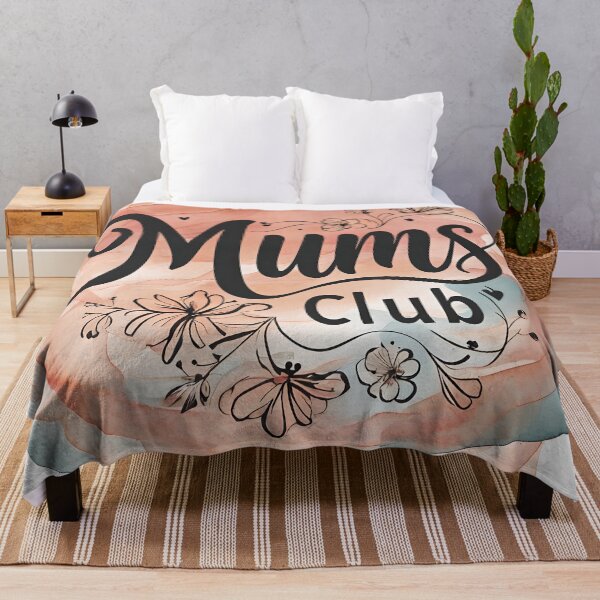 Aperçu de l'œuvre Motif floral aquarelle Mums Club – Cadeau élégant pour les mères et les cercles de mamans créée et vendue par TeeTimeTreasure.