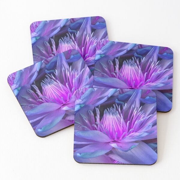 Aperçu de l'œuvre Photo d'art de fleurs tropicales hawaïennes luxueuses lilas et roses créée et vendue par DEC02.