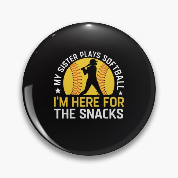 Artikelvorschau, Hier für Snacks – Softball-Schwester entworfen und verkauft von FrenchTouch77.