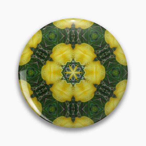 Aperçu de l'œuvre Motif infini fleur jaune et étoile Kaléidoscope 1 créée et vendue par After 10 POD Designs.
