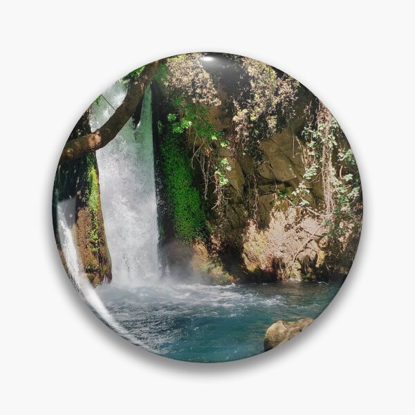 Artikelvorschau, Ruhiger Wald Wasserfall Naturfotografie entworfen und verkauft von MyWittyThings.