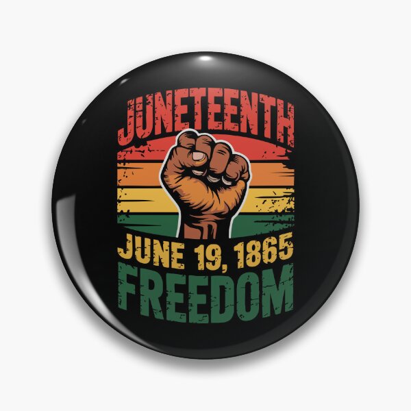 Artikelvorschau, Shirt zum Juneteenth Freedom 1865. Retro-Power-Faust-Design mit schwarzem Stolz. entworfen und verkauft von Aknarin Thika.