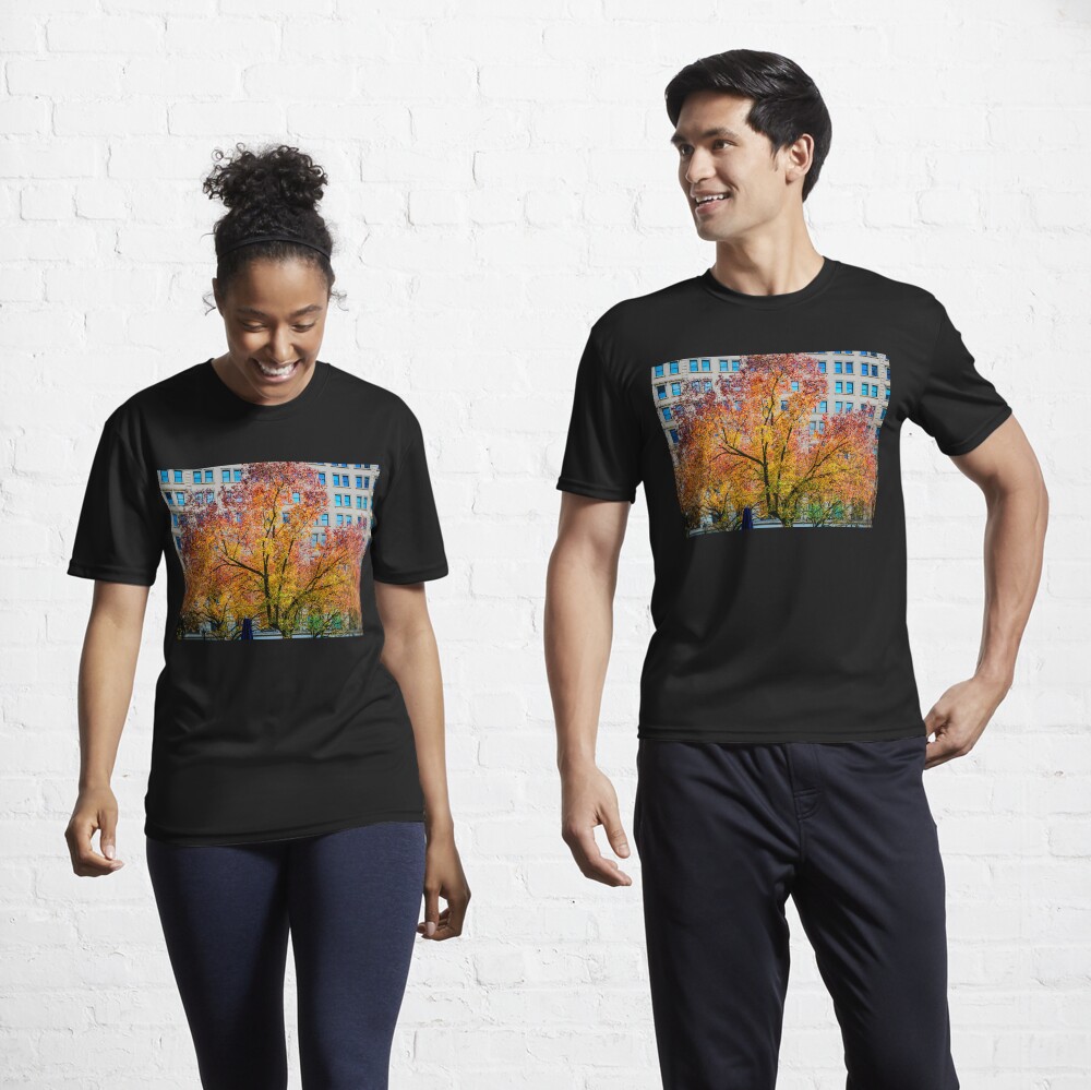 Aperçu de l'œuvre T-shirt respirant créée et vendue par ArdethBey.