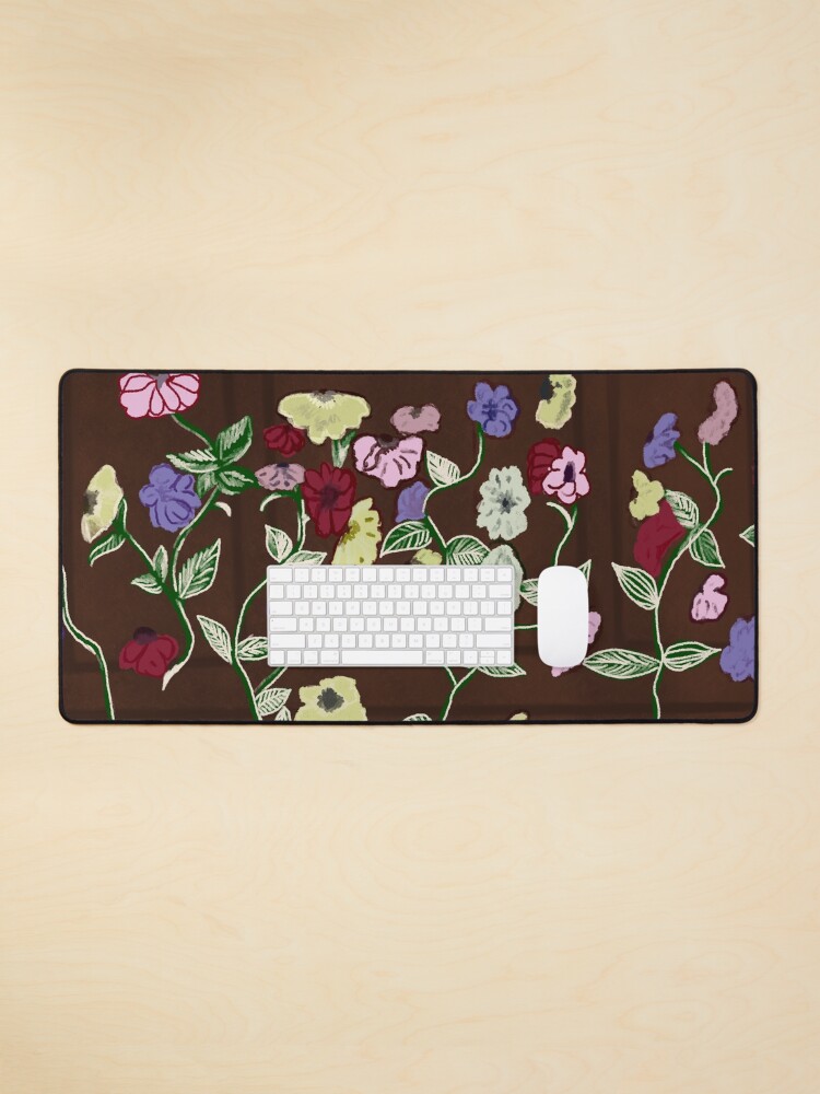 Aperçu 1 sur 5. Tapis de souris avec l'œuvre Le piano floral de Taylor créée et vendue par haleyedwardsart.