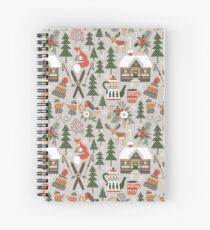 Cuaderno de espiral Acogedor chalet en fondo gris claro