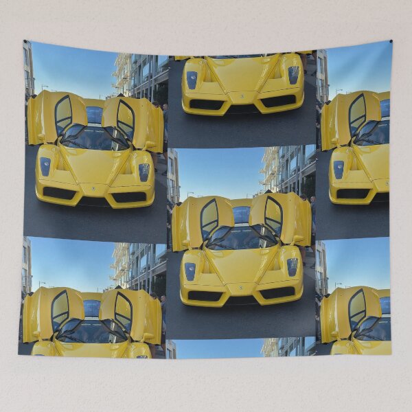 Aperçu de l'œuvre Supercar jaune créée et vendue par Martin Czoka.