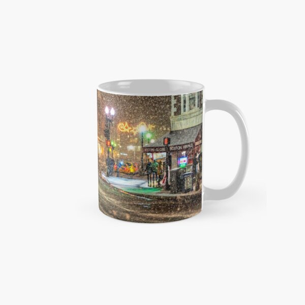 https://ih1.redbubble.net/image.583750937.5737/mug,standard,x334,right-pad,600x600,f8f8f8.jpg