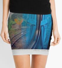 Curtain 1 Polaroïd Mini Skirt