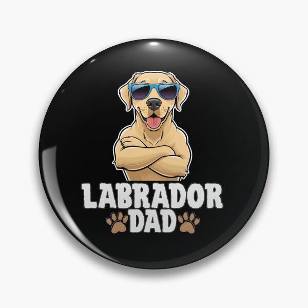 Artikelvorschau, Labrador-Papa – treu, entspannt und immer bereit zum Apportieren entworfen und verkauft von GoodyPaws.
