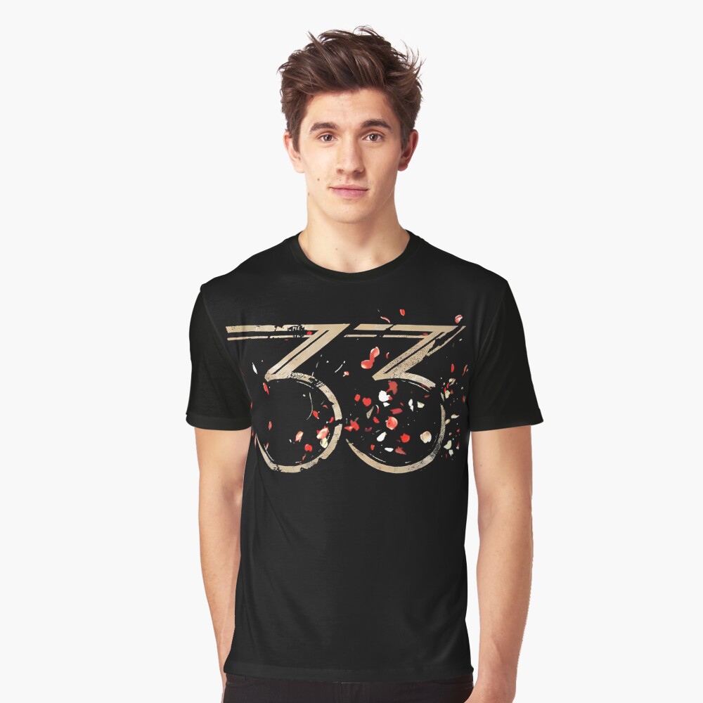 Aperçu de l'œuvre T-shirt graphique créée et vendue par zeraldart.