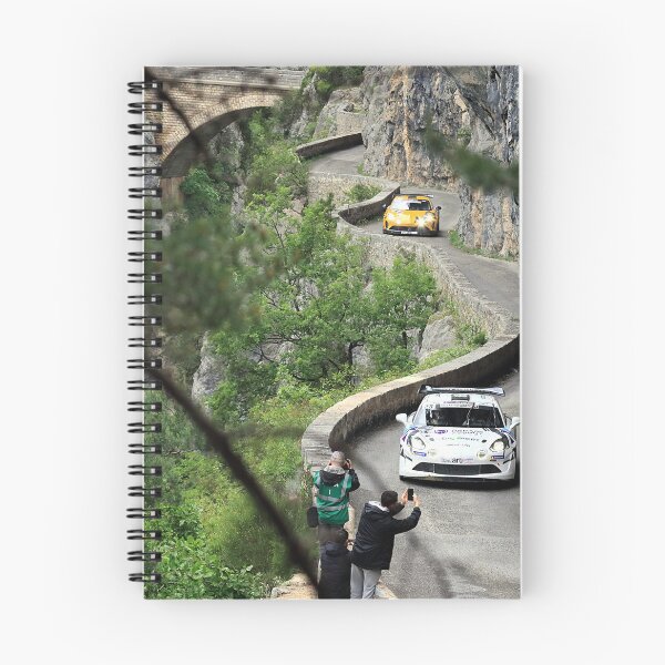 Aperçu de l'œuvre Rallye Antibes dans les clues d'Aiglun créée et vendue par TTWorld Racing, pour les passionnés d'automobile.