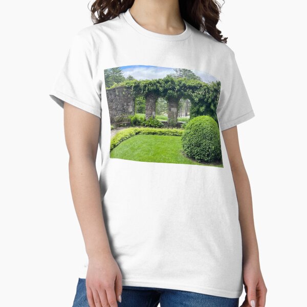 Aperçu de l'œuvre Le jardin inférieur du mont créée et vendue par CreativeSoup.
