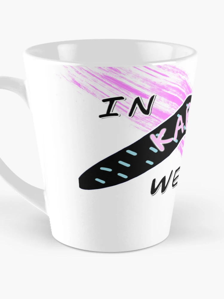 Aperçu 3 sur 4. Mug à café avec l'œuvre créée et vendue par ROCIODRAMATICA.