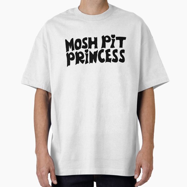 Vista previa del artículo con la obra «Princesa del Mosh Pit - Letras negras - Pero que sea metal», diseñado y vendido por butmakeitmetal.