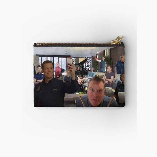 Artikelvorschau, Bobby in einer Lobby (kein Lobby-Text) entworfen und verkauft von RuthandRose.