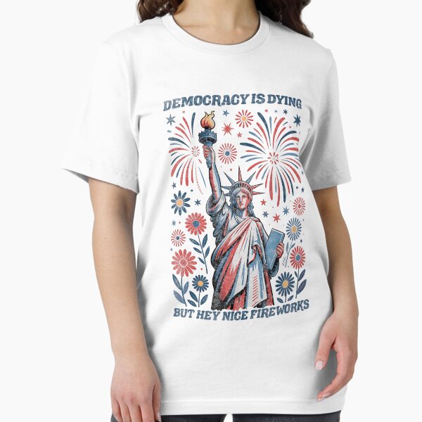 Artikel-Vorschau von Lustige Demokratie stirbt, aber hey, schönes Feuerwerk, 4. Juli, Retro, designt und verkauft von Wilson-Aura.