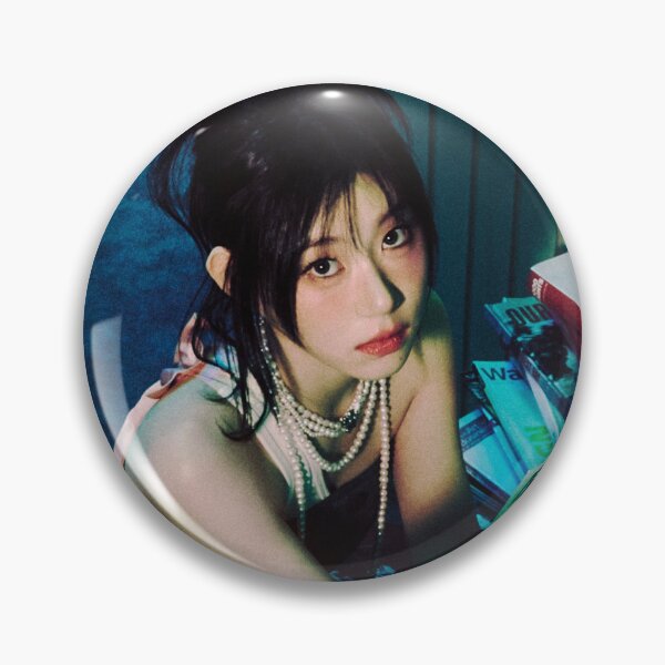 Artikelvorschau, CHAERYEONG ITZY (KPOP) entworfen und verkauft von jaofnn.