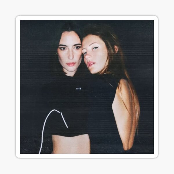 Artikel-Vorschau von Amelie Lens & Charlotte De Witte Techno Essentials, designt und verkauft von TECHNO_SHIRTS.