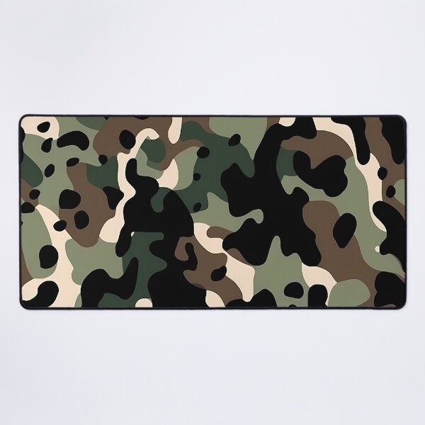 Artikelvorschau, Klassisches Woodland-Tarnmuster – Militärgrünes Tarndesign entworfen und verkauft von YourPrettyHome.