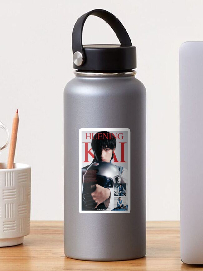 Thumbnail 1 von 3, Sticker, Huening Kai TXT-Schutzgebiet Poster designt und verkauft von MyaPertzArt.