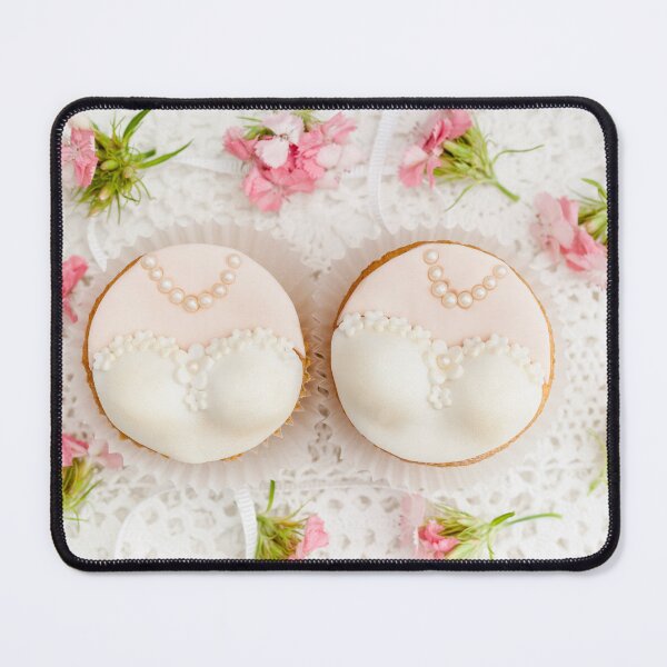 Item preview, Cupcakes de novia para bodas lésbicas designed and sold by Elisabeth Coelfen.