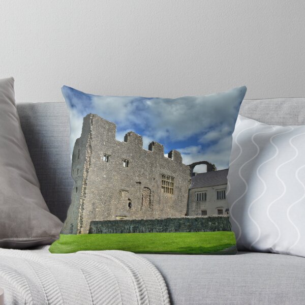 Artikelvorschau, Oxwich Castle Schloss aus dem 16. Jahrhundert, Wales - Nr. 4 entworfen und verkauft von Cult45one.