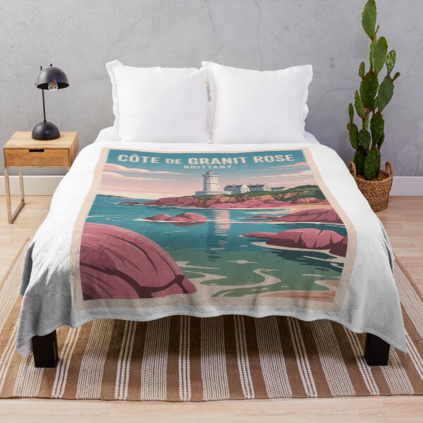 Artikelvorschau, Retro Vintage Bretagne-Poster Reiseplakat – Côte de Granit Rose mit Leuchtturm & Rosa Felsen entworfen und verkauft von pod24.