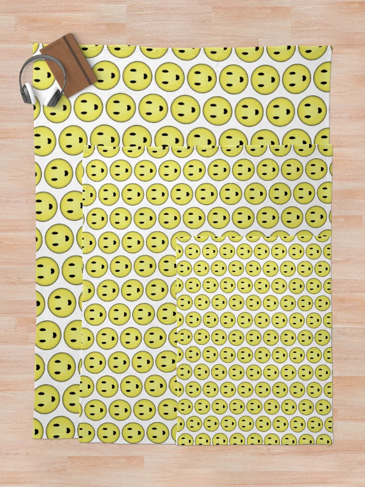 Aperçu 5 sur 6. Plaid avec l'œuvre Smiley créée et vendue par RazyCe.