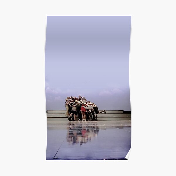 Glee cast group hug Poster