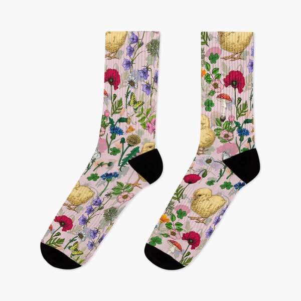 Artikelvorschau, Hühner und Wildblumen auf Zuckerwatte-Rosa entworfen und verkauft von Katerina Mitkova Kirilova.