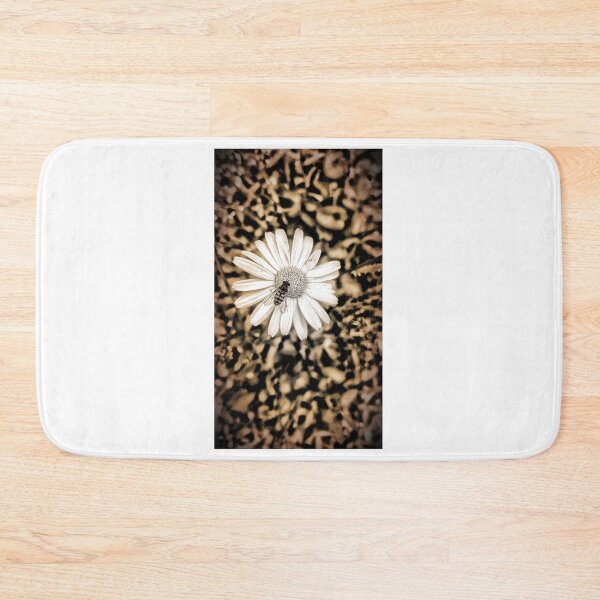Item preview, The bee and the daisy designed and sold by Bradipino.