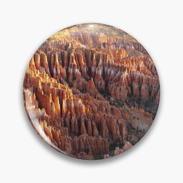 Artikelvorschau, Sonnenaufgang über den berühmten Hoodoos des Bryce Canyon entworfen und verkauft von rn19920728.