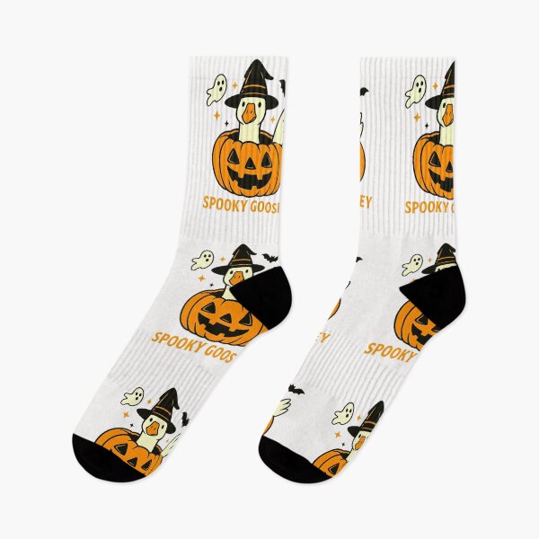 Artikelvorschau, Halloween Gruselige Gänse Halloween Dumme Gans Hexe entworfen und verkauft von cawtoon.