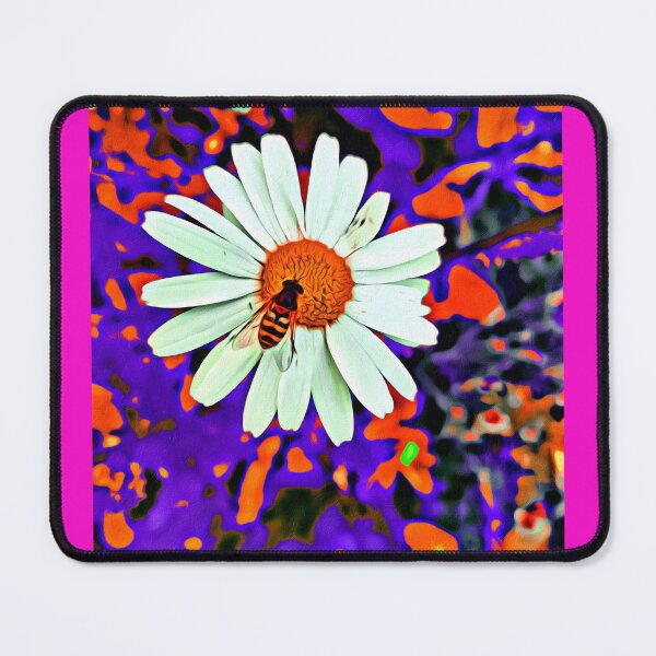 Item preview, The daisy and the bee designed and sold by Bradipino.