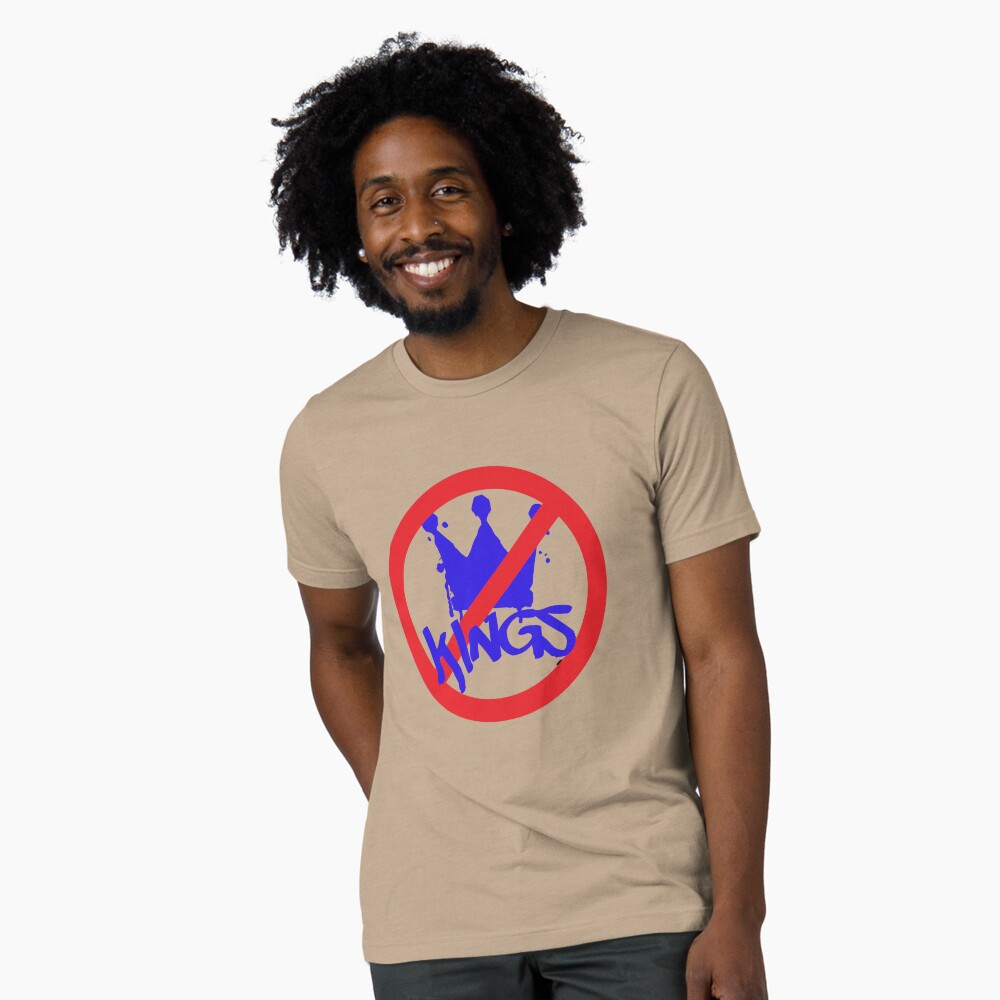 Artikel-Vorschau von Vintage T-Shirt, designt und verkauft von darkskydelights.